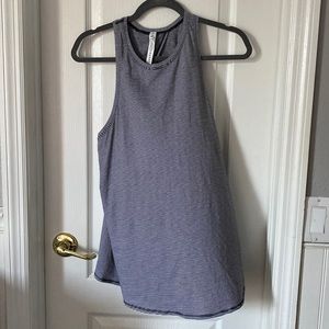 lululemon size 8 tank top
